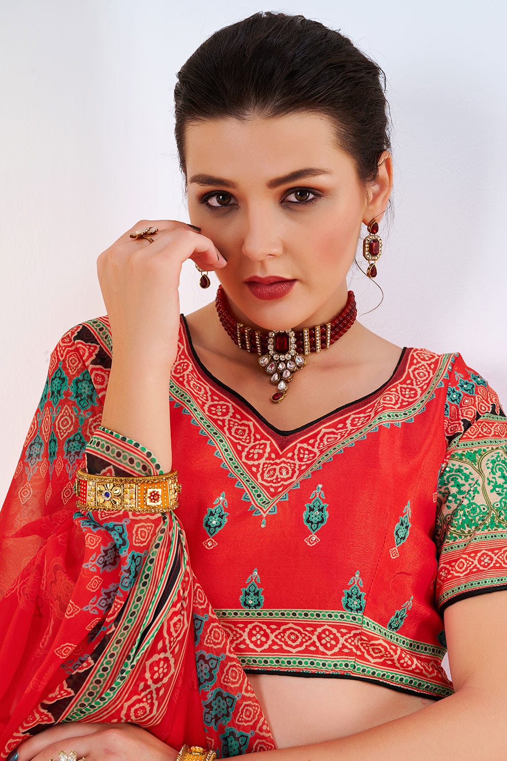 Made to Order Indian Designer Red Embroidered Upada Silk Saree Lehenga  Blouse Deep V Neck Sleeveless - Etsy Finland